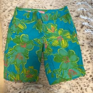 Lilly Pulitzer Bermuda Length Shorts “Resort Fit” EUC